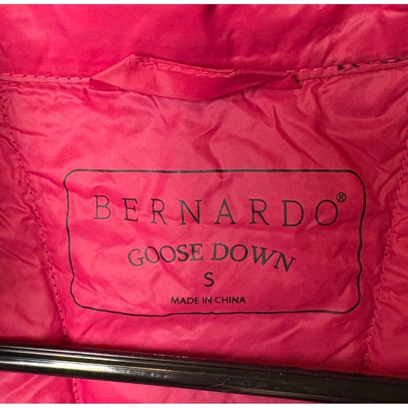 Bernardo Puffer Jacket Women's S Black Goose Down Winter Athletic Zip Coat - Picture 2 of 4